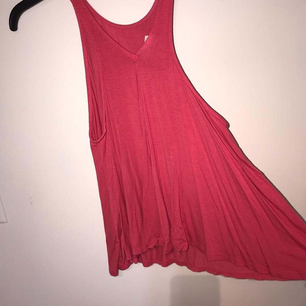 Flowy razor back top